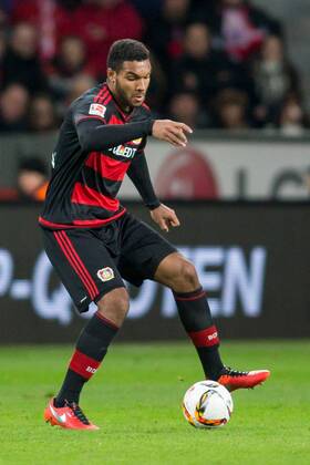 Leverkusen Jonathan Tah (Bayer 04 Leverkusen 4) beim Bundesliga Spiel zwischen Bayer 04 Leverkusen und dem FC Bayern Muenchen am 06.02.2016, Copyright: Schuelerx xEibnerx-xPressefoto