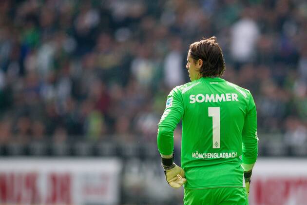 Moenchengladbach Torwart Yann Sommer (Borussia Moenchengladbach 1) beim Fussball Bundesligaspiel zwischen Borussia Moenchengladbach und Hertha BSC am 03.04.2016, Copyright: Schueler Eibner-Pressefoto EP_JSE