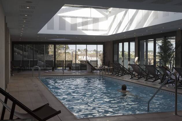 EURO 2016 - Mannschaftsquartier Albanien: Hotel L Agapa & Spa in Perros Guirec - Swimmingpool FOOTBALL - Perros Guirec - 05 04 2016 AlexisCourcoux Panoramic