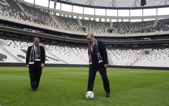 Turkish President Recep Tayyip Erdogan and 11. President of Turkey Abdullah Gul plays soccer during the inauguration Vodafone Arena Inonu Stadium, the brand new Istanbul waterfront stadium of the Besiktas. Copyright: FerhatxMakasci 15349498