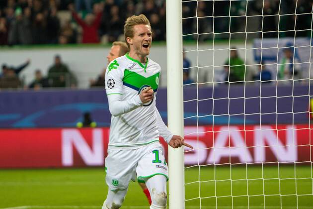 Fußball, UEFA Champions League, VfL Wolfsburg - KAA Gent; Andre Schürrle (Wolfsburg, 17) Jubel, Torjubel, Freude, Emotion, Torerfolg, Aktion, action, goal, goal celebration, celebrates. xtgx