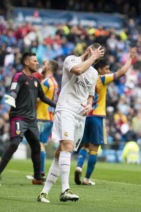 Real Madrid s Karim Benzema during La Liga match. May 08,2016. (20160508068)