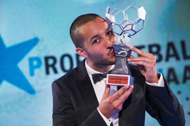 Mechelen s Sofiane Hanni celebrates after the first edition of the Professional Soccer Player of the Year 2016 gala evening, Monday 23 May 2016, in Gent. LAURIExDIEFFEMBACQ  x04856701x