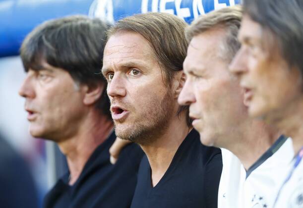 DFB Bundestrainer Joachim Jogi LOEW, LÖW,Thomas SCHNEIDER, DFB Co-Trainer, Assistenztrainer Andreas KOEPKE , Torwarttrainer DFB Dr. Hans-Wilhelm Müller-Wohlfahrt, DFB Mannschaftsarzt, GERMANY - ITALY 6-5 n.P. Quarterfinal ,Football European Championships EURO at 02 nd of July, 2016 in Bordeaux, France. Fussball, Nationalteam, Italien Deutschland, Viertelfinale
