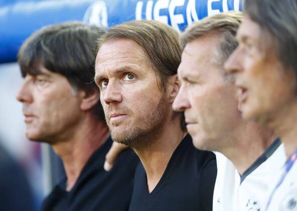DFB Bundestrainer Joachim Jogi LOEW, LÖW,Thomas SCHNEIDER, DFB Co-Trainer, Assistenztrainer Andreas KOEPKE , Torwarttrainer DFB Dr. Hans-Wilhelm Müller-Wohlfahrt, DFB Mannschaftsarzt, GERMANY - ITALY 6-5 n.P. Quarterfinal ,Football European Championships EURO at 02 nd of July, 2016 in Bordeaux, France. Fussball, Nationalteam, Italien Deutschland, Viertelfinale