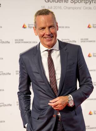 Aachen - CHIO 2016 Verleihung Goldene Sportpyramide durch die Deutsche Sporthilfe. Henry Maske auf dem Roten Teppich -