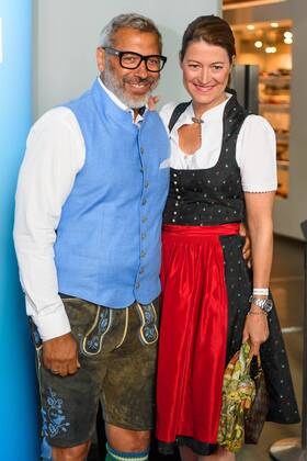 GER, Bayerische Sportpreis 2016 16.07.2016, BMW Welt, Muenchen, GER, Bayerische Sportpreis 2016, im Bild William Georg žJimmyœ Hartwig mit Frau Stefanie nordphotoxStraubmeier