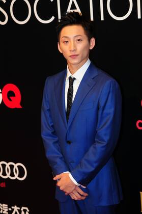 Chinese diving star Lin Yue arrives on the red carpet for the award ceremony of the 2016 GQ Men of The Year in Shanghai, China, 8 September 2016. Chinese sports stars highlight award ceremony of 2016 GQ Men of The Year  20160908_65021