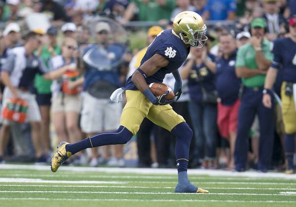 September 10, 2016: Notre Dame wide receiver Equanimeous St. Brown (6) runs with the ball during NCAA College League USA football game action between the Nevada Wolfpack and the Notre Dame Fighting Irish at Notre Dame Stadium in South Bend, Indiana. Notre Dame defeated Nevada 39-10. CSM. NCAA Football 2016: Nevada vs Notre Dame SEP 10 - ZUMAc04_