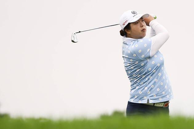 BEIJING, CHINA - SEPTEMBER 26: Feng Shanshan of China swings the club during a training session on Day one of 2016 Reignwood LPGA Golf Damen Classic at Reignwood Pine Valley on September 26, 2016 in Beijing, China. CFP492737098