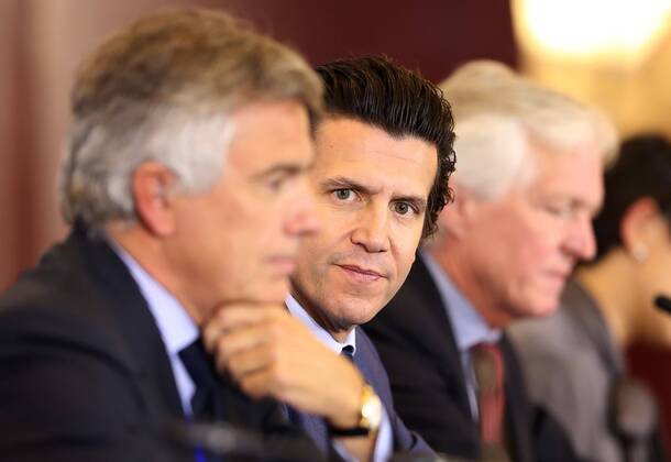 (161012) -- BEIJING, Oct. 12. 2016 -- Christophe Dubi (2nd L), the IOC s executive director of the Olympic Games Olympische Spiele Olympia OS attends the press conference PK Pressekonferenz for the 1st Meeting of the IOC Coordination Commission for the XXIV Olympic Winter games Winterspiele Spiele Summer games Beijing 2022 in Beijing, capital of China, Oct. 12, 2016. ) (SP)CHINA-BEIJING-2022 OLYMPIC WINTER GAMES-IOC COORDINATION COMMISSION-PRESS CONFERENCE (CN) WangxLili 