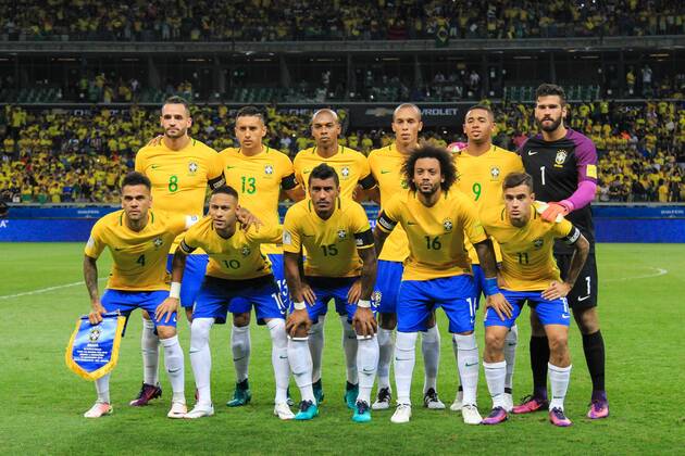 Brasil x Argentina BELO HORIZONTE, MG - 10.11.2016: BRASIL X ARGENTINA - Brazil squad for Brazil x Argentina, a match valid for the qualifiers of the World Cup 2018 in Mineirao Stadium in Belo Horizonte, MG. (Photo: Dudu Macedo Fotoarena) x1228426x  DuduxMacedo