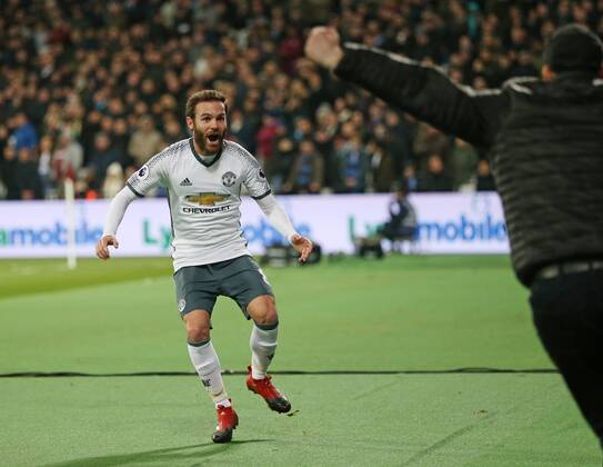 Manchester United ManU s Juan Mata celebrates scoring his sides opening goal during the Premier League match at the London Stadium, London. Picture date January 2nd, 2017 Pic David Klein Sportimage EDITORIAL USE ONLY. No use with unauthorised audio, video, data, fixture lists, club league logos or live services. Online in-match use limited to 120 images, no video emulation. No use in betting, games or single club league player publications.