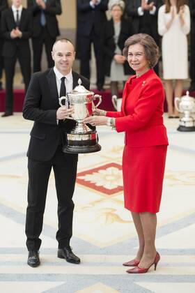 Andres Iniesta and Queen Sofia attends to the National Sports Awards 2015 at El Pardo Palace in Madrid, Spain. January 23, 2017.  (76484566)