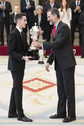 Jesús Tortosa Cabrera and King Felipe VI of Spain attends to the National Sports Awards 2015 at El Pardo Palace in Madrid, Spain. January 23, 2017.  (76484572)