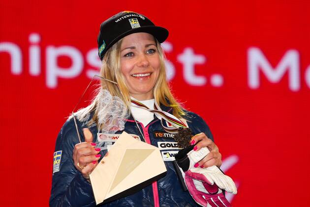 ALPINE SKIING - FIS Ski WC St. Moritz SANKT MORITZ,SWITZERLAND,18.FEB.17 - ALPINE SKIING - FIS Alpine World Ski Championships, slalom, ladies, award ceremony. Image shows Frida Hansdotter (SWE). Keywords: medal. GEPAxpictures xMarioxKneisl