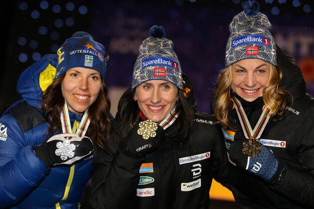 Ski Nordisch, WM in Lahti, Siegerehrung 10km Langlauf der Damen am Abend February 28, 2017 - Lahti, Finland - Charlotte Kalla (SWE), Marit Bjoergen (NOR), Astrid Uhrenholdt Jacobsen (NOR), during the Award Ceremony after Ladies cross-country 10.0km Individual Classic final, at FIS Nordic World Ski Championship 2017 in Lahti On Tuesday, February 28, 2017, in Lahti, Finland. Women s Cross Country Distance - FIS Nordic World Ski Championships - ZUMAn230 20170228_zaa_n230_384 Copyright: xFotoxOlimpikx