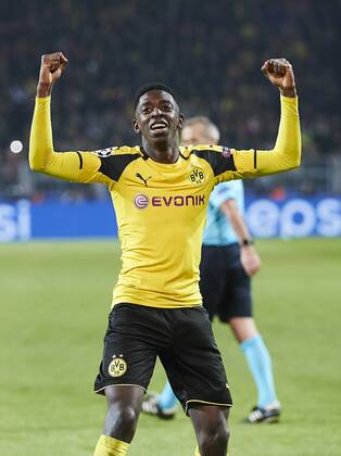 Ousmane DEMBELE, BVB 7 jubelt bei Pierre-Emerick Aubameyang , BVB 17 Torjubel, Jubel nach dem Tor zum 4-0 BORUSSIA DORTMUND - BENFICA LISSABON 4-0 Fussball UEFA Champions League, Achtelfinale Gruppenphase,in Dortmund, 08.03.2017 CL Saison 2016 2017, BVB