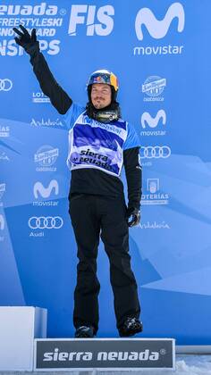 SNOWBOARD, FREESTYLE SKIING - FIS WC 2017 SIERRA NEVADA,SPAIN,12.MAR.17 - SNOWBOARDING - FIS Freestyle Ski and Snowboard World Championships, SBX, Snowboard Cross, final, ladies men, award ceremony. Image shows the rejoicing of Alex Pullin (AUS). GEPAxpictures xOliverxLerch