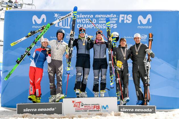 FREESTYLE SKIING - FIS WC 2017 SIERRA NEVADA,SPAIN,18.MAR.17 - FREESTYLE SKIING - FIS Freestyle Ski and Snowboard World Championships, Ski Cross, ladies men, award ceremony. Image shows the poium of ladies and men: Fanny Smith (SUI), Jamie Prebble (NZL), Victor Oehling Norberg, Sandra Naeslund (SWE), Ophelie David and Francois Place (FRA). Keywords: medal, Stoeckli. GEPAxpictures xOliverxLerch