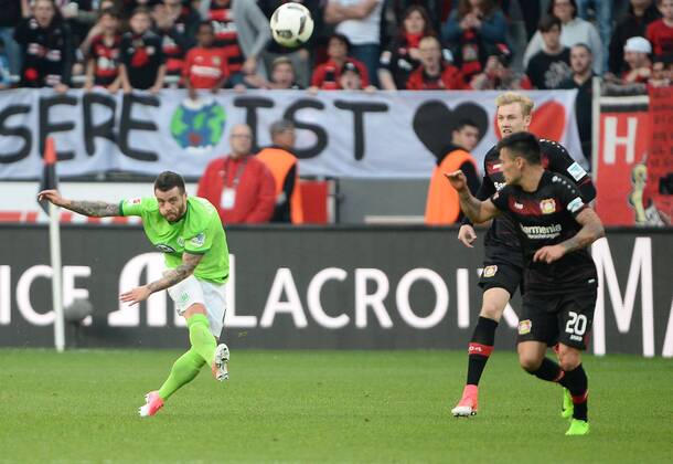 02.04.2017 - Fussball - Saison 2016 2017 - 1. Bundesliga - 26. Spieltag: Bayer 04 Leverkusen - VfL Wolfsburg - AuWo - Wolfsburgs Vieirinha