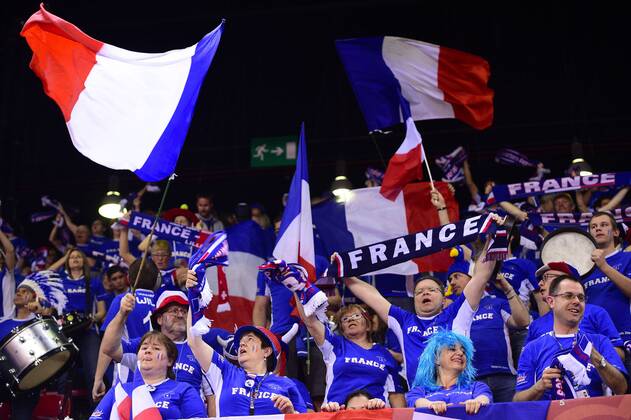 Supporters de l equipe de France - ambiance tifo TENNIS : France vs Grande Bretagne - Coupe Davis J1 - 07 04 2017 JBAutissier Panoramic