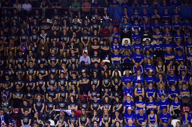 Supporters de l equipe de France - ambiance TENNIS : France vs Grande Bretagne - Coupe Davis J2 - 08 04 2017 JBAutissier Panoramic