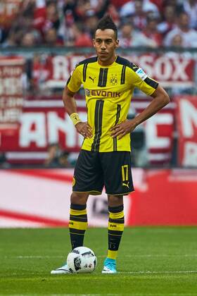 Muenchen, Deutschland, 08.04.2017, Bundesliga 28. Spieltag, FC Bayern Muenchen - BV Borussia Dortmund, Enttaeuschung bei Pierre-Emerick Aubameyang (BVB) ( DeFodi501