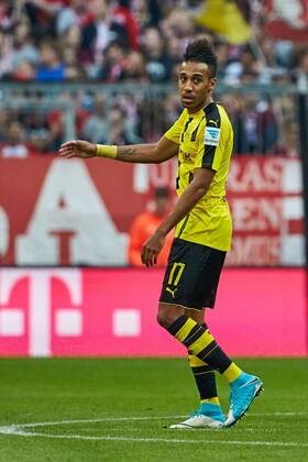 Muenchen, Deutschland, 08.04.2017, Bundesliga 28. Spieltag, FC Bayern Muenchen - BV Borussia Dortmund, Ratlosigkeit bei Pierre-Emerick Aubameyang (BVB) ( DeFodi501