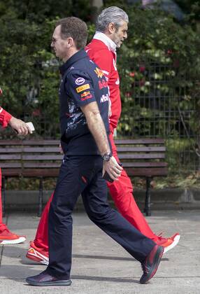 Shanghai: Motorsports: FIA Formula One World Championship WM Weltmeisterschaft 2017 Chinese Formula One Grand Prix Shanghai Circuit on April 08, 2017 in Shanghai, China. (Photo by Hoch Zwei) Christian Horner (GBR, Infiniti Red Bull Racing), Shanghai China xHZx