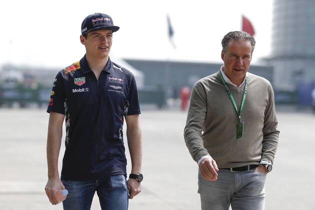 Shanghai: Motorsports: FIA Formula One World Championship WM Weltmeisterschaft 2017 Chinese Formula One Grand Prix Shanghai Circuit on April 08, 2017 in Shanghai, China. (Photo by Hoch Zwei) 33 Max Verstappen (NDL, Red Bull Racing) Shanghai China xHZx