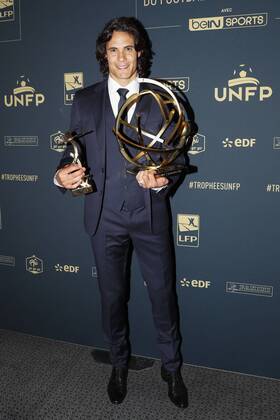 Bilder des Tages - SPORT Edinson Cavani ( Trophee du Meilleur joueur de L1 ) FOOTBALL : Trophees UNFP - Beinsports - 15 05 2017 GwendolineLeGoff Panoramic 