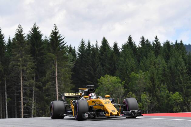 Nico HUELKENBERG,HÜLKENBERG (GER,Renault F1 Team), Aktion in seinem Rennwagen, 3.Training, Formel 1:GP von Oesterreich, Red Bull Ring Zeltweg,Spielberg,Saison 2017,am 08.07.2017.