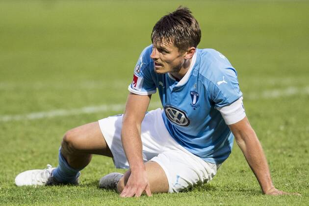 170718 Malmö FFs Markus Rosenberg deppar efter fotbollsmatchen mellan Vardar och Malmö FF i kvalet till Champions League den 18 juli 2017 i Strumica. Copyright: PETTERxARVIDSON BB170718PA169