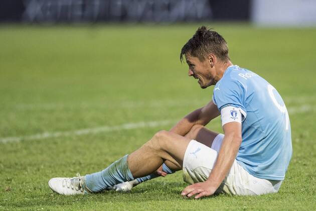170718 Malmö FFs Markus Rosenberg deppar efter fotbollsmatchen mellan Vardar och Malmö FF i kvalet till Champions League den 18 juli 2017 i Strumica. Copyright: PETTERxARVIDSON BB170718PA170