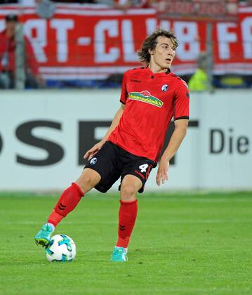 SC Freiburg vs NK Dom?ale Domzale Freiburg, Schwarzwald Stadion, 27.7.2017 Fußball, UEFA; Europa-League-Qualifikation; Saison 2017-2018 Ça?lar Caglar Söyüncü Soeyuencue, SC Freiburg Foto- und alle
