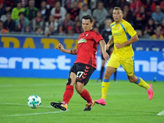 SC Freiburg vs NK Dom?ale Domzale Freiburg, Schwarzwald Stadion, 27.7.2017 Fußball, UEFA; Europa-League-Qualifikation; Saison 2017-2018 Nicolas HÖFLER HOEFLER, SC Freiburg Foto- und alle