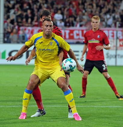 SC Freiburg vs NK Dom?ale Domzale Freiburg, Schwarzwald Stadion, 27.7.2017 Fußball, UEFA; Europa-League-Qualifikation; Saison 2017-2018 Ivan Firer, Domzale Foto- und alle