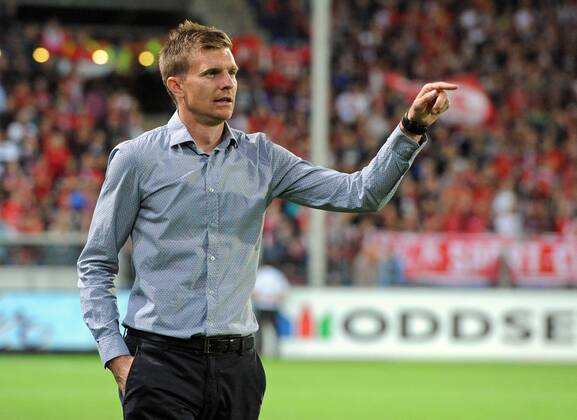 SC Freiburg vs NK Dom?ale Domzale Freiburg, Schwarzwald Stadion, 27.7.2017 Fußball, UEFA; Europa-League-Qualifikation; Saison 2017-2018 Cheftrainer Simon Rozman, Domzale Foto- und alle