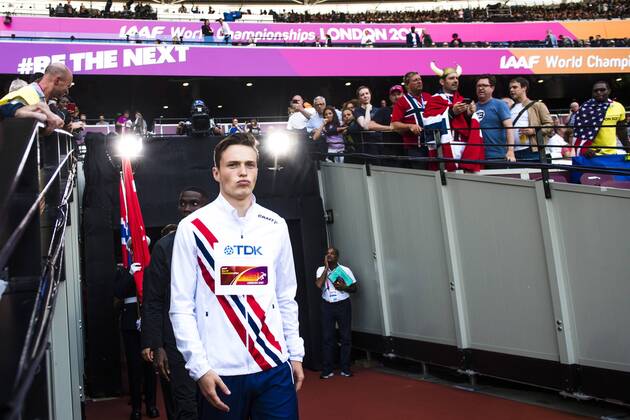 Leichtathletik, WM, Siegerehrung 400m Hürden Herren 170810 Norges Karsten Warholm under dag sju av friidrotts-VM den 10 augusti 2017 i London.  Copyright: JONxOLAVxNESVOLD BB170810JE005
