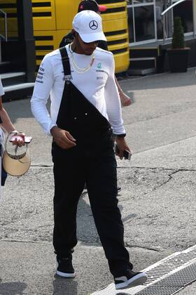 27.08.2017 - Lewis Hamilton (GBR) Mercedes AMG F1 W08 Belgian Grand Prix, Spa-Francorchamps 24 - 27 August 2017 27.08.2017 - Lewis Hamilton (GBR) Mercedes AMG F1 W08