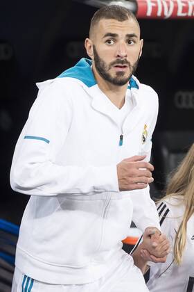 Real Madrid s Karim Benzema during La Liga match between Real Madrid and Valencia CF at Santiago Bernabeu Stadium in Madrid, Spain August 27, 2017. (20170828054)