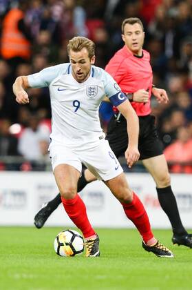 England s Harry Kane during the World Cup Qualifying - European - Group F match at Wembley Stadium, London. Picture date 5th October 2017. Picture credit should read: Charlie Forgham-Bailey Sportimage EDITORIAL USE ONLY. No use with unauthorised audio, video, data, fixture lists, club league logos or live services. Online in-match use limited to 120 images, no video emulation. No use in betting, games or single club league player publications.