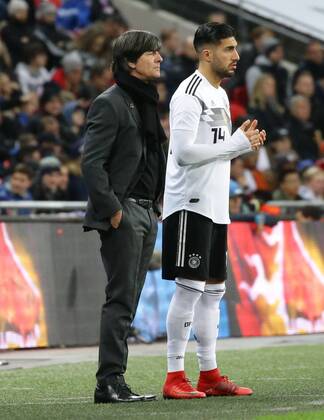 London , Fußball Länderspiel England vs. Deutschland , von links: Joachim Löw Emre Can ( GER )