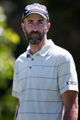 SYDNEY, AUSTRALIA - NOVEMBER 23: Geoff Ogilvy (AUS) at Round 1 of the 102nd Australian Open Golf Championship on November 23, 2017 at The Australian Golf Club in Sydney, Australia. (Photo by Steven Markham Icon Sportswire) GOLF: NOV 23 The Emirates Australian Open Golf Championship - First Round Icon1711230175 EDITORIAL USE ONLY