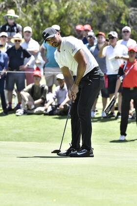 26th November 2017, The Australian Golf Club, Sydney, Australia; Emirates Australian Open Golf, final round; Jason Day (AUS) makes a putt  ActionPlus11956439