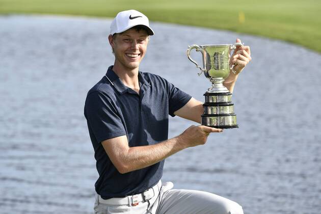 26th November 2017, The Australian Golf Club, Sydney, Australia; Emirates Australian Open Golf, final round; Winner Cameron Davis (AUS) with the Stonehaven Trophy  ActionPlus11956413