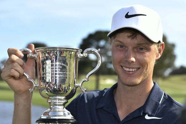 26th November 2017, The Australian Golf Club, Sydney, Australia; Emirates Australian Open Golf, final round; Winner Cameron Davis (AUS) with the Stonehaven Trophy  ActionPlus11956414