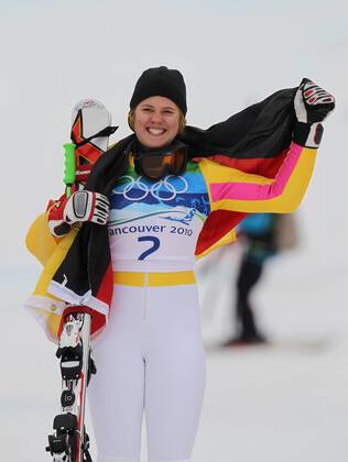 Viktoria Rebensburg ist Olmypiasiegerin im Riesenslalom aufgenommen bei den Olympischen Spielen in Whistler Mountain - Olympic Games Olympische Spiele Olympia OS Ladies Giant Slalom Alpine Skiing, Whistler Mountain British Columbia Kanada