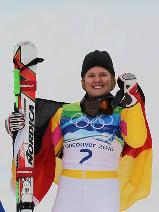 Viktoria Rebensburg ist Olmypiasiegerin im Riesenslalom aufgenommen bei den Olympischen Spielen in Whistler Mountain - Olympic Games Olympische Spiele Olympia OS Ladies Giant Slalom Alpine Skiing, Whistler Mountain British Columbia Kanada